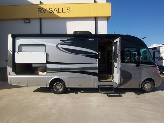 New 2010 Itasca REYO 25T Class A - Diesel For Sale